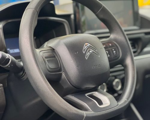 WhatsApp Image 2025-12-17 at 15.13.24 (2)